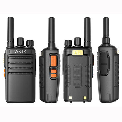 전문 DMR 디지털 워키 토키 GPS APRS 5W RF 전력 및 20km 대화 범위