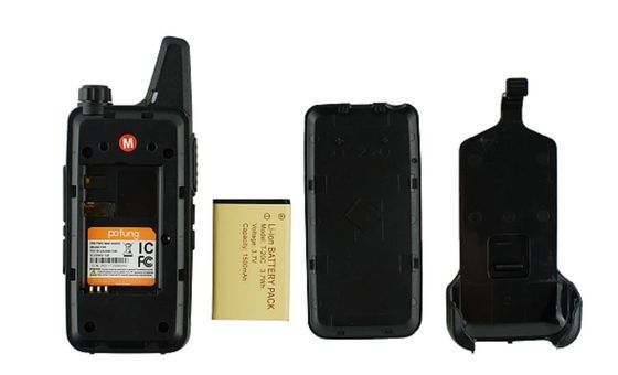 2W VHF 워키 토키와 6가지 충전기로 장거리 통신이 간편화