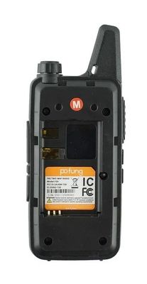 2W VHF 워키 토키와 6가지 충전기로 장거리 통신이 간편화