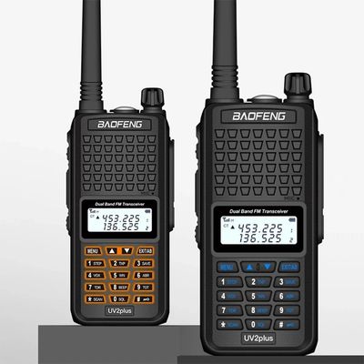 130 x 58 x 35mm 블랙 바오펜 Bf-UV2 플러스 IP68 LED 손전등 UV 듀얼 밴드 워키 토키