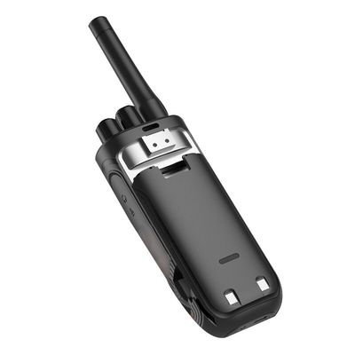 128개의 저장 채널과 지능적인 소음 감축을 갖춘 고전력 월키-탈키