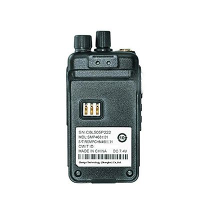 136-174/400-520MHz 주파수 범위 야외 모험을 위한 방수 워키 토키