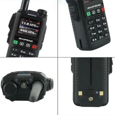 133*62*32mm 블랙 워키 토키 Hm-618 전력 절약 모드 광대역 GPS/글로나스
