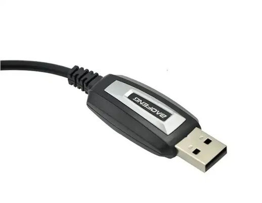 1~3km 범위 무선 휴대용 워키 토키 블랙 268g 무게와 쉬운 조작