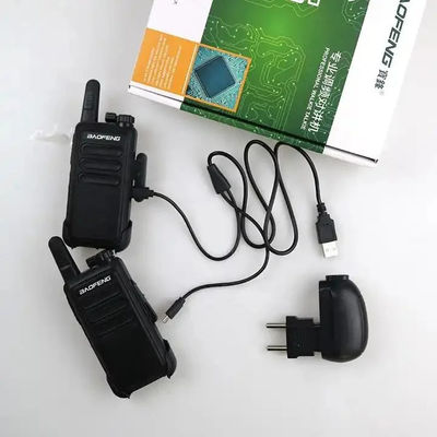 USB 충전 쌍방향 라디오 워키 토키 115*60*33mm 디지털 모델 XIR P3688