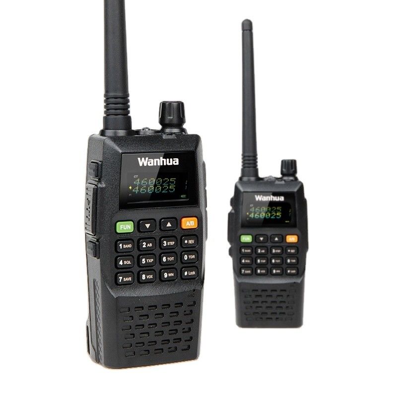 OEM/ODM 승인 WanhuaGTS760 8W 휴대용 워키-토키 야외 자율주행 투어